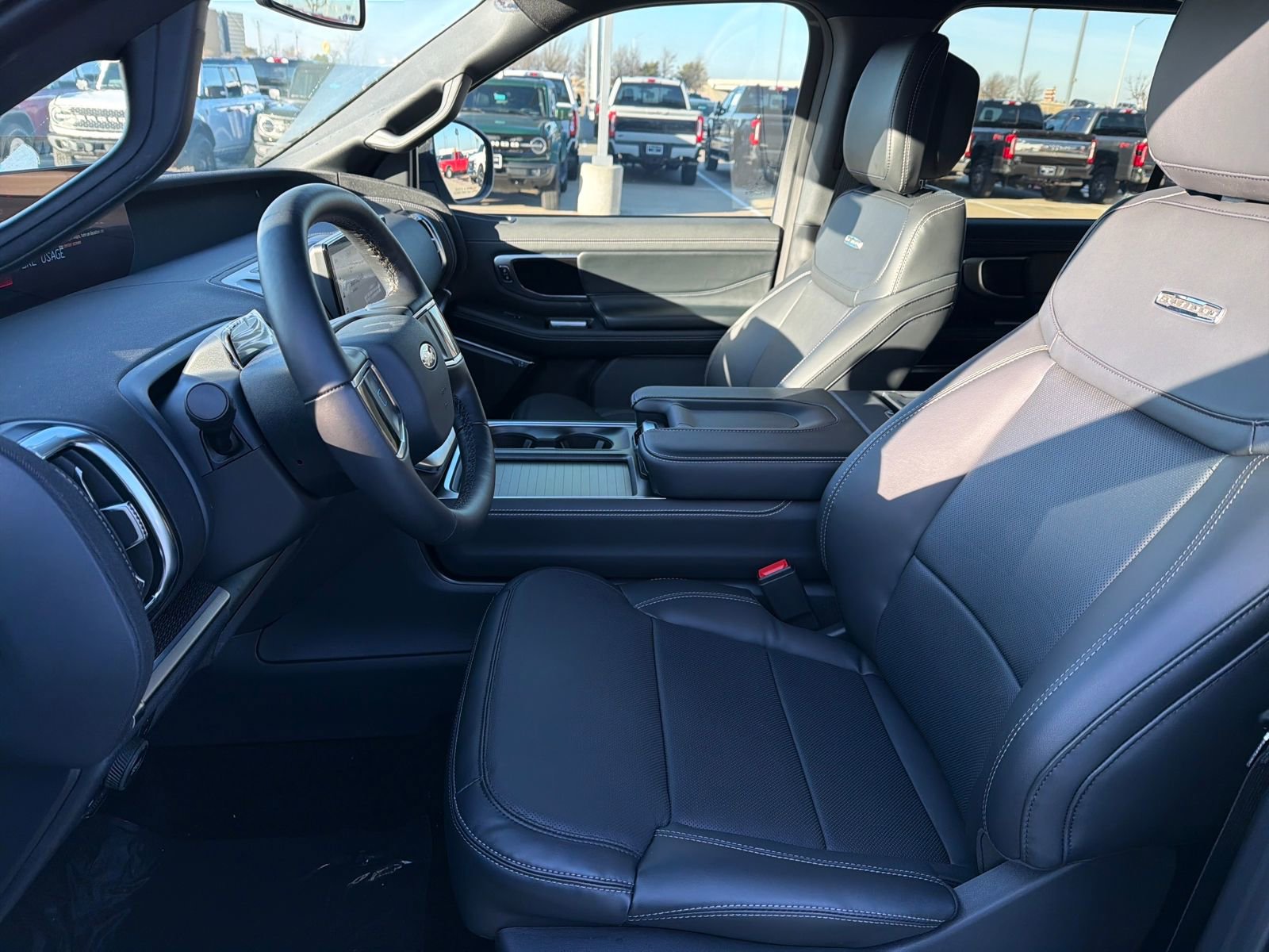 New 2026 Ford Expedition Platinum w/ Stealth Appearance Package image 9