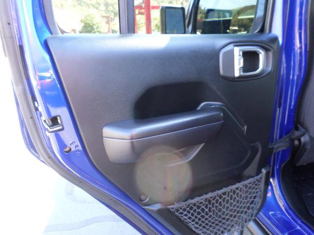 Used 2018 Jeep Wrangler Unlimited Sport S image 40