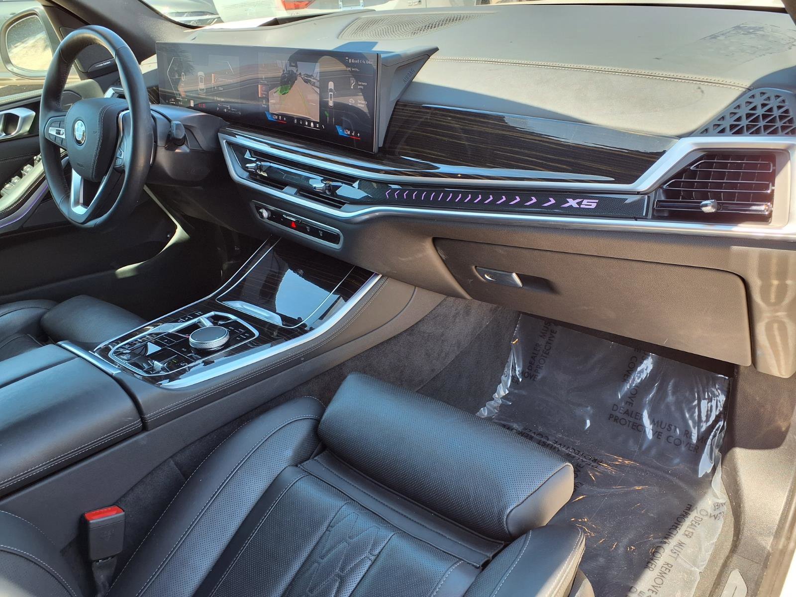 Used 2025 BMW X5 xDrive50e AWD/4WD image 10