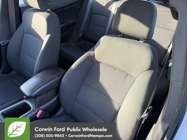 Used 2017 Chevrolet Cruze LT w/ Convenience Package image 22