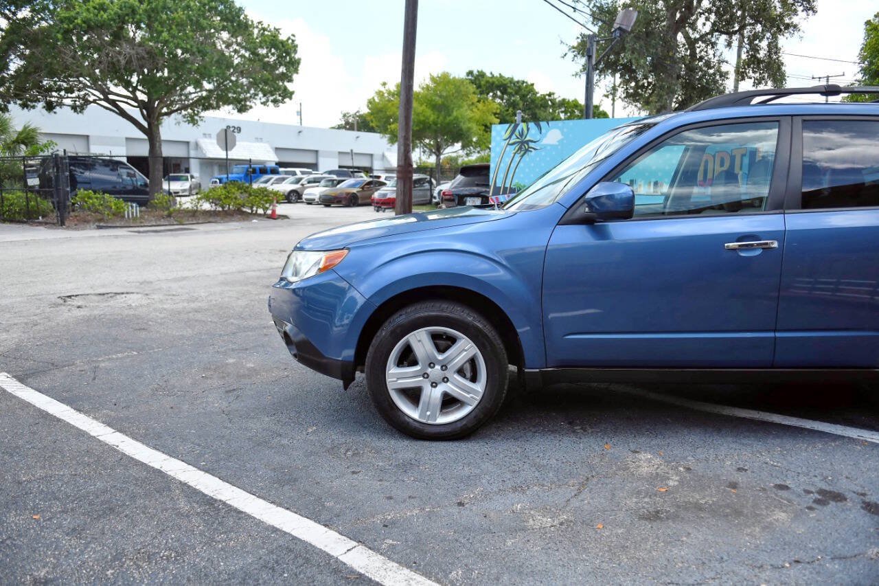 Used 2010 Subaru Forester 2.5X Limited AWD/4WD image 6