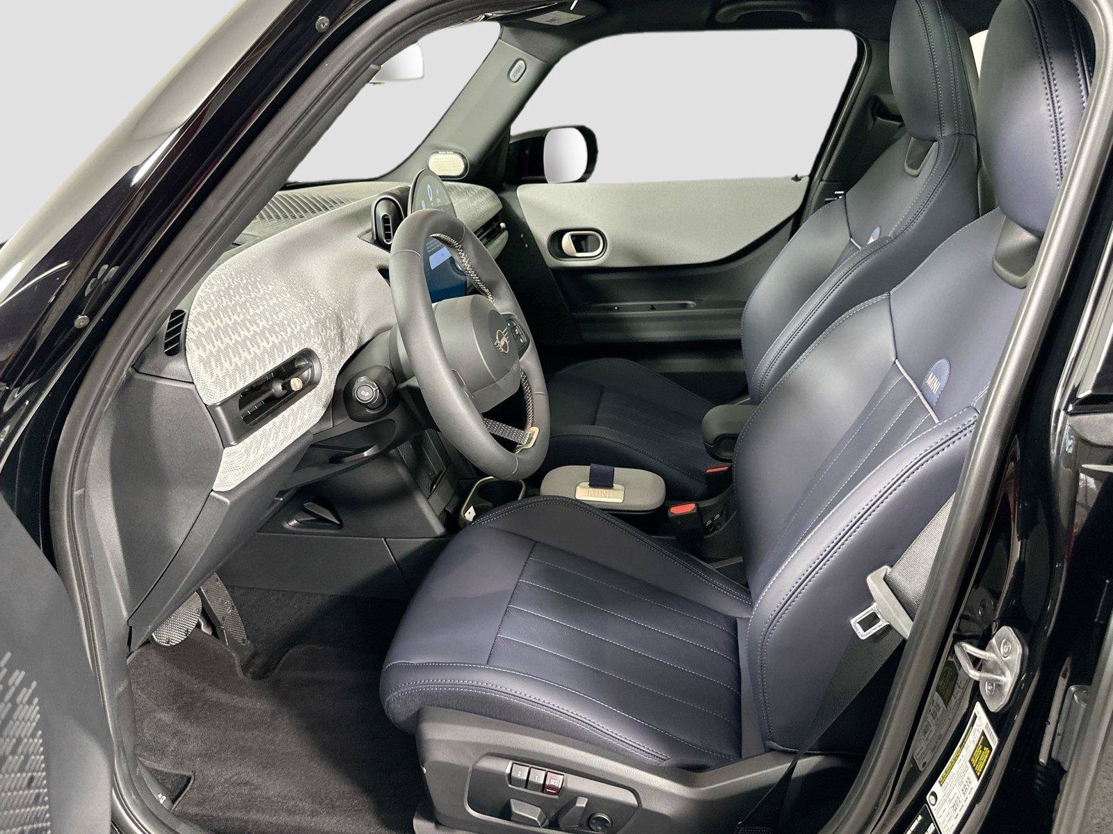 Used 2025 MINI Cooper S FWD image 15