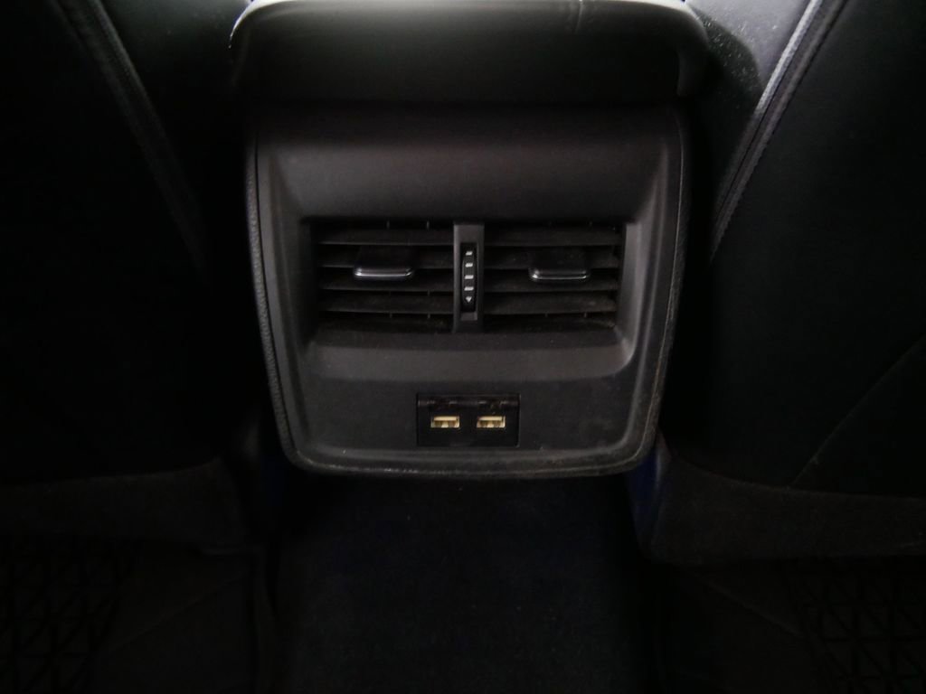 Used 2019 Toyota Avalon XSE w/ All Weather Liner Package FWD image 22