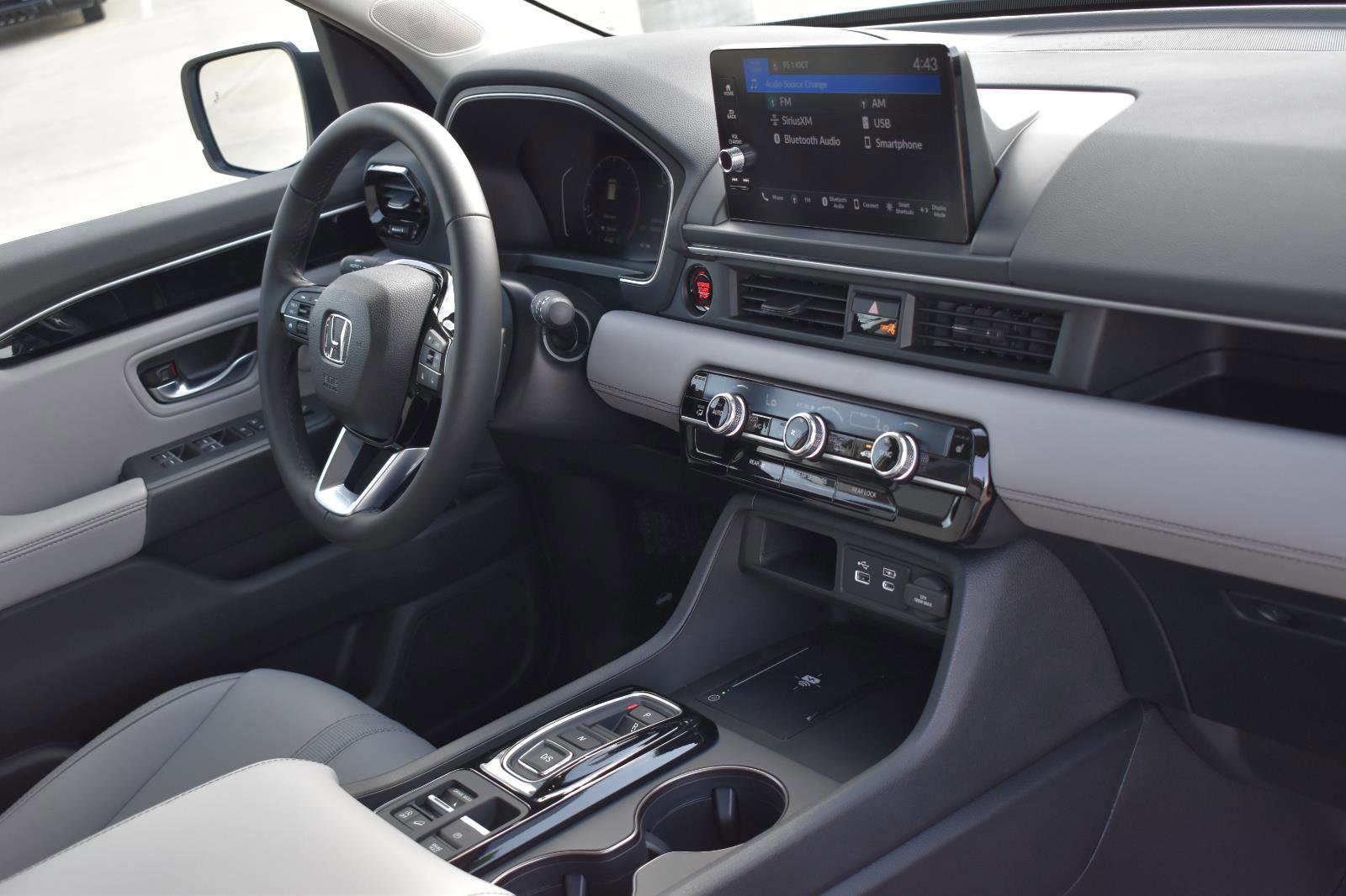 New 2025 Honda Pilot EX-L image 12