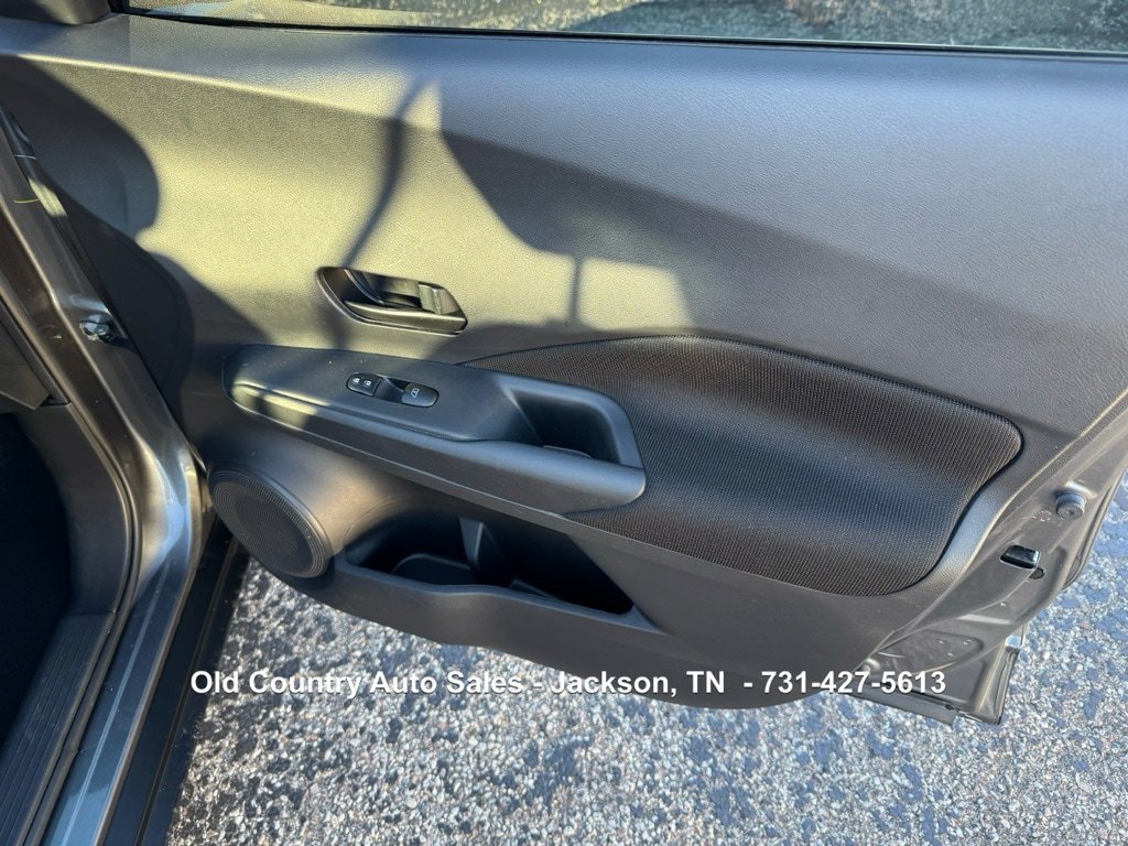Used 2022 Nissan Kicks S w/ Interior Electronics Package FWD image 16