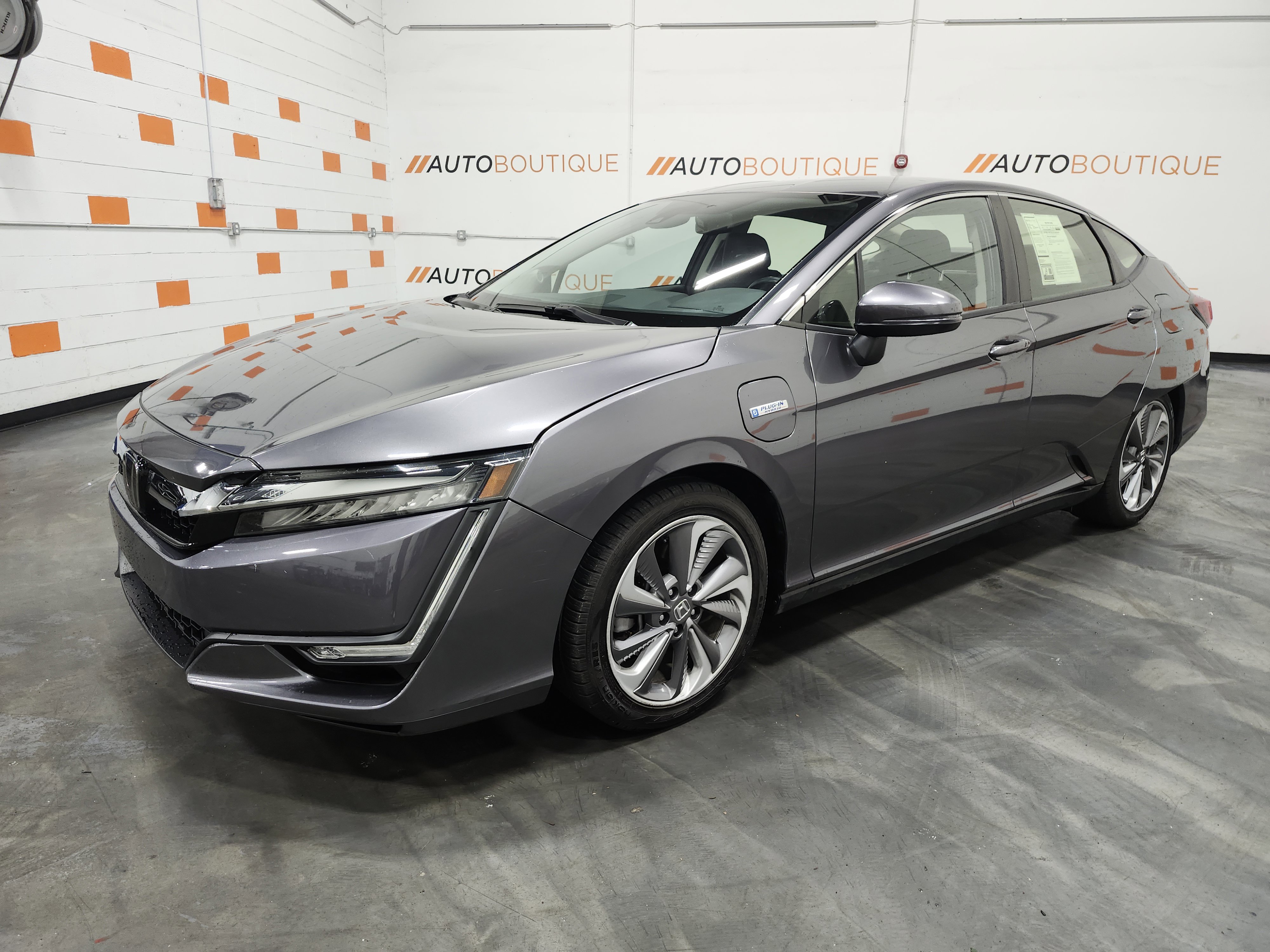 Used 2020 Honda Clarity Touring image 14