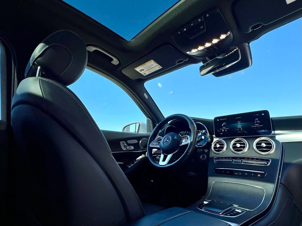 Used 2022 Mercedes-Benz GLC 300 4MATIC image 9