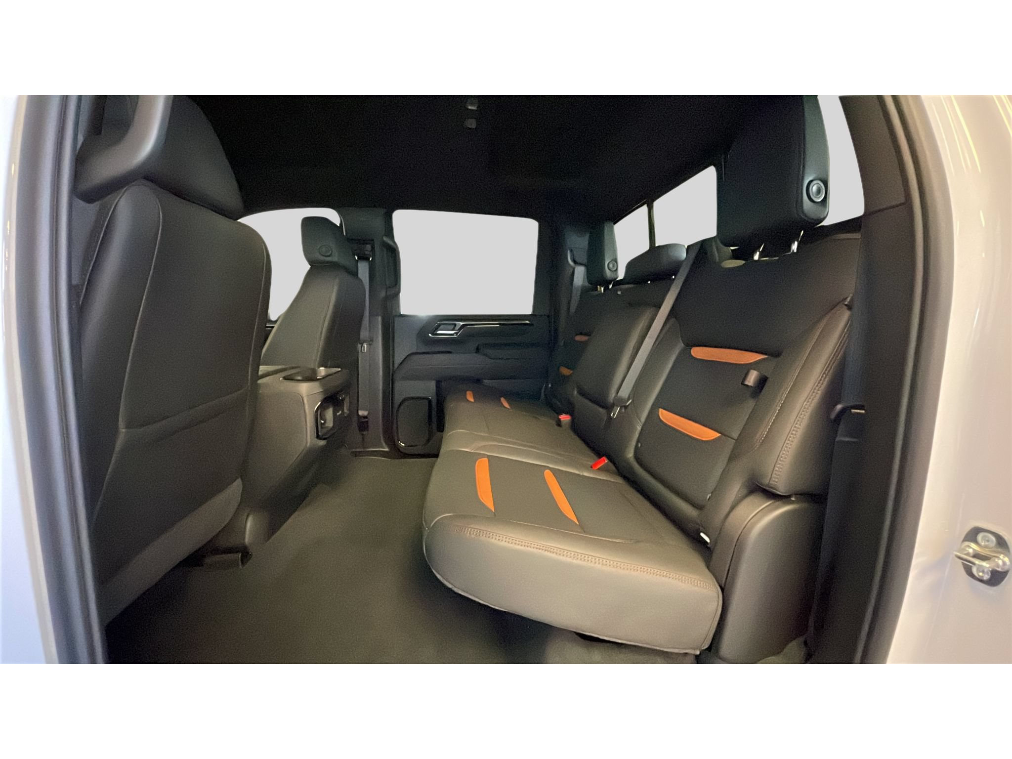 New 2026 GMC Sierra 2500 AT4 w/ Technology Package AWD/4WD image 15