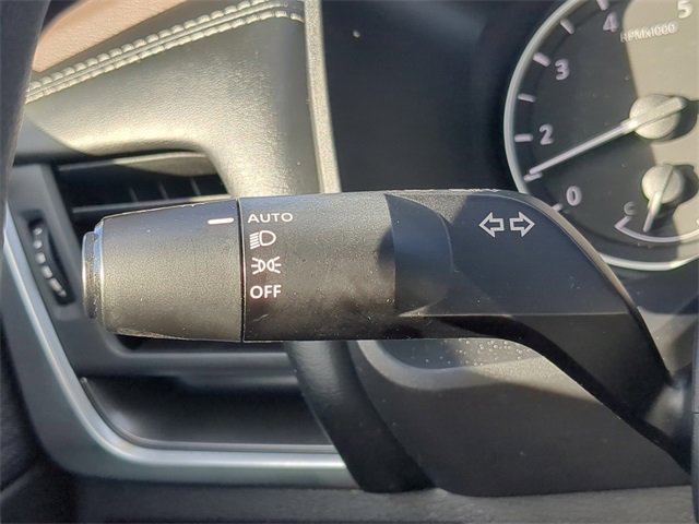 Used 2023 Nissan Rogue SV image 27