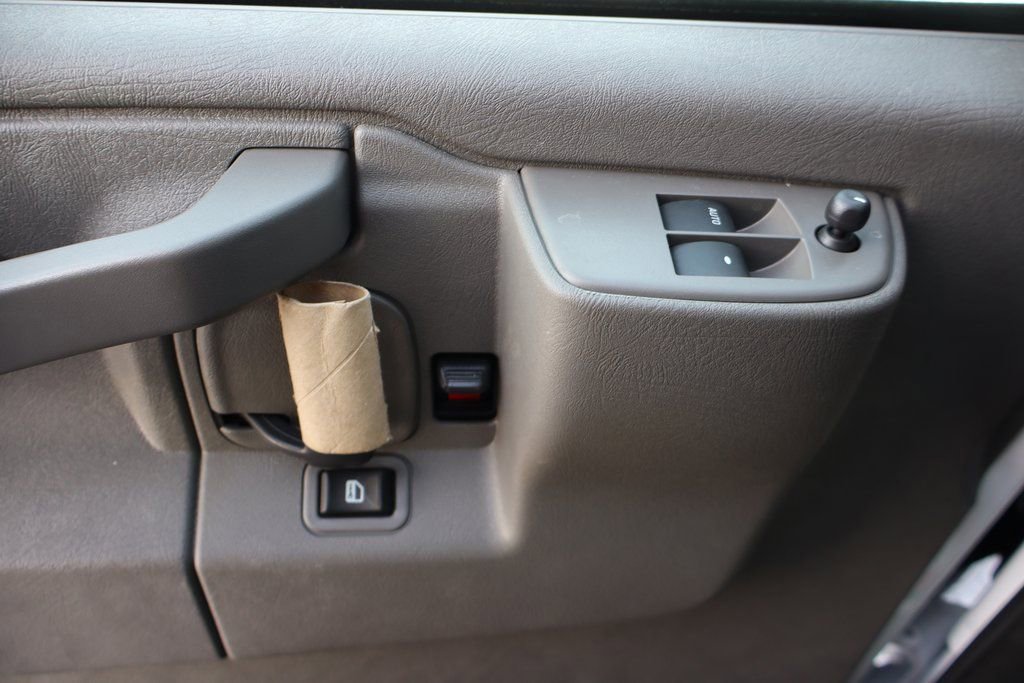 New 2026 Chevrolet Express 3500 Work Van w/ Power Convenience Package image 25