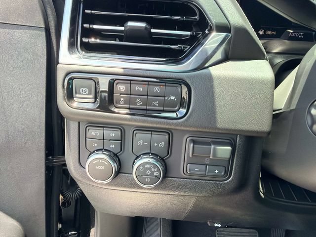 New 2026 GMC Yukon XL Denali w/ Denali Reserve Package AWD/4WD image 30
