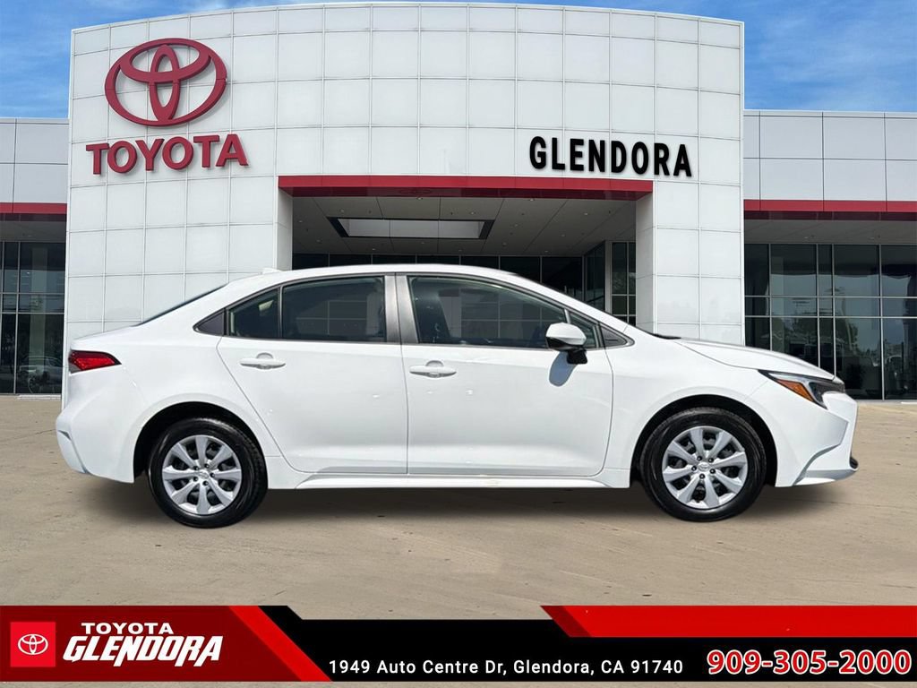 Used 2026 Toyota Corolla LE w/ Carpet Mat Package (TMS) FWD image 9