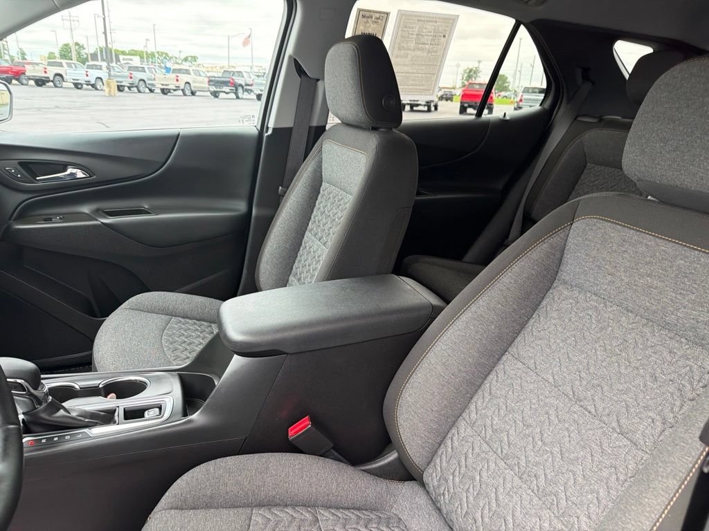 Used 2024 Chevrolet Equinox LT FWD image 11