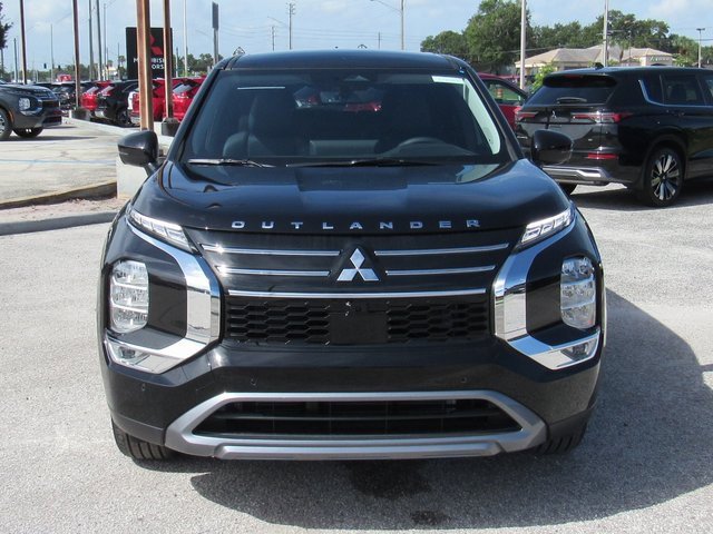 New 2025 Mitsubishi Outlander SE image 7