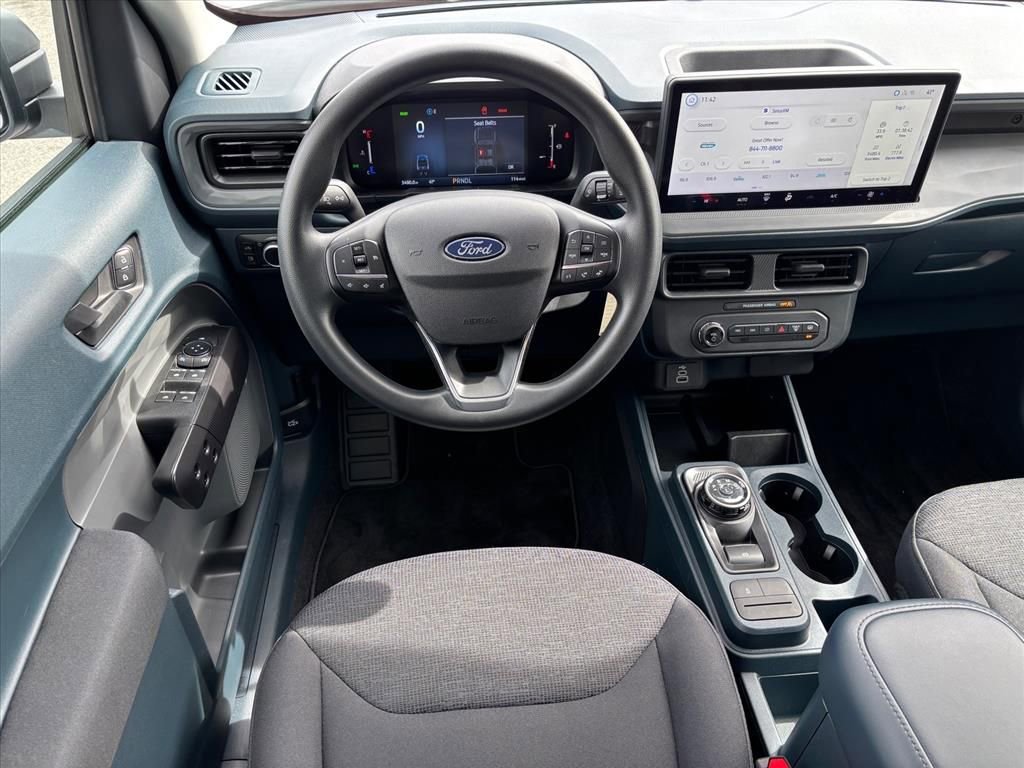 Used 2025 Ford Maverick XL image 13