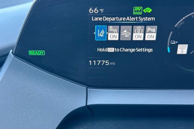 Used 2023 Toyota Prius Prime FWD image 30