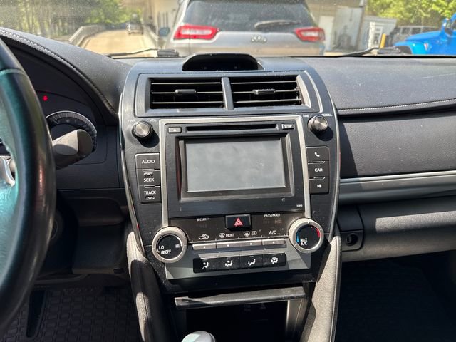 Used 2012 Toyota Camry SE FWD image 24