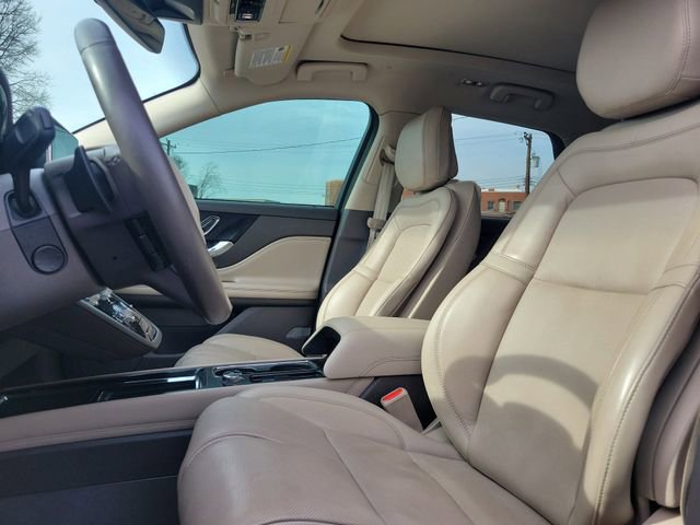 Used 2021 Lincoln Corsair Reserve w/ Equipment Group 201A image 22