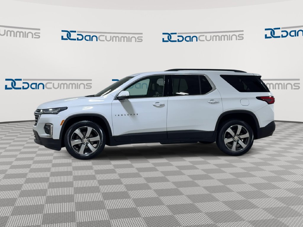 Used 2023 Chevrolet Traverse LT w/ LT Premium Package AWD/4WD image 6