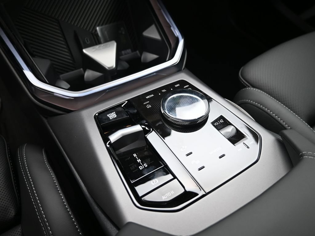 New 2026 BMW X3 xDrive30i w/ Premium Package AWD/4WD image 16