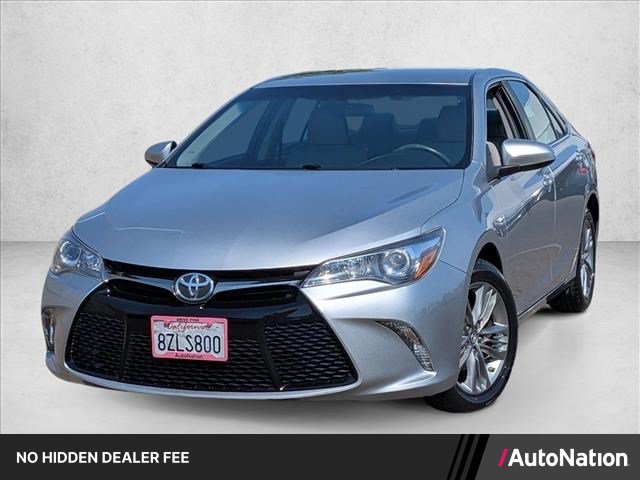 Used 2017 Toyota Camry SE FWD image 1
