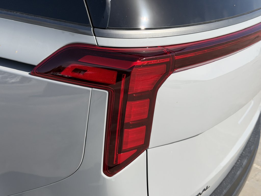New 2026 Kia Carnival SX w/ SX Dark Edition Package FWD image 11
