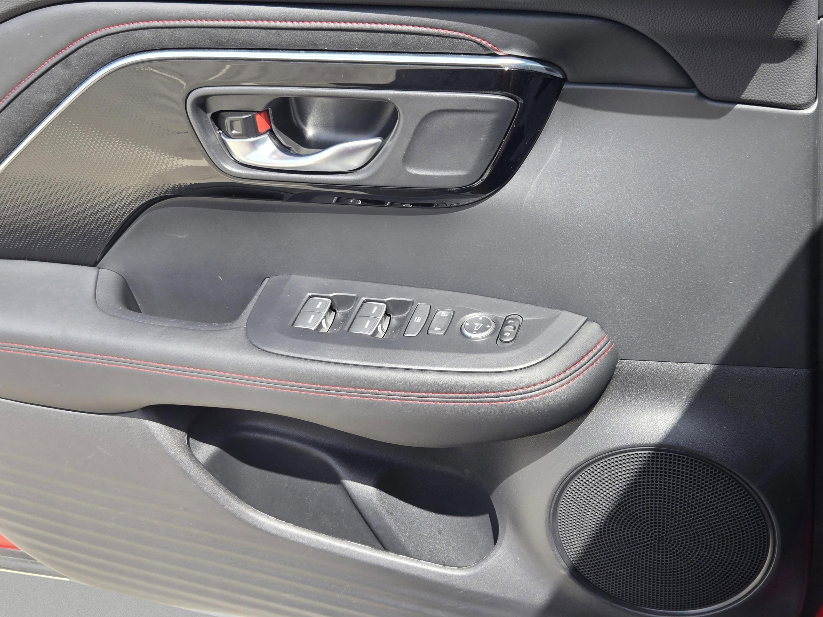 Certified 2025 Acura ADX A-Spec AWD/4WD image 16