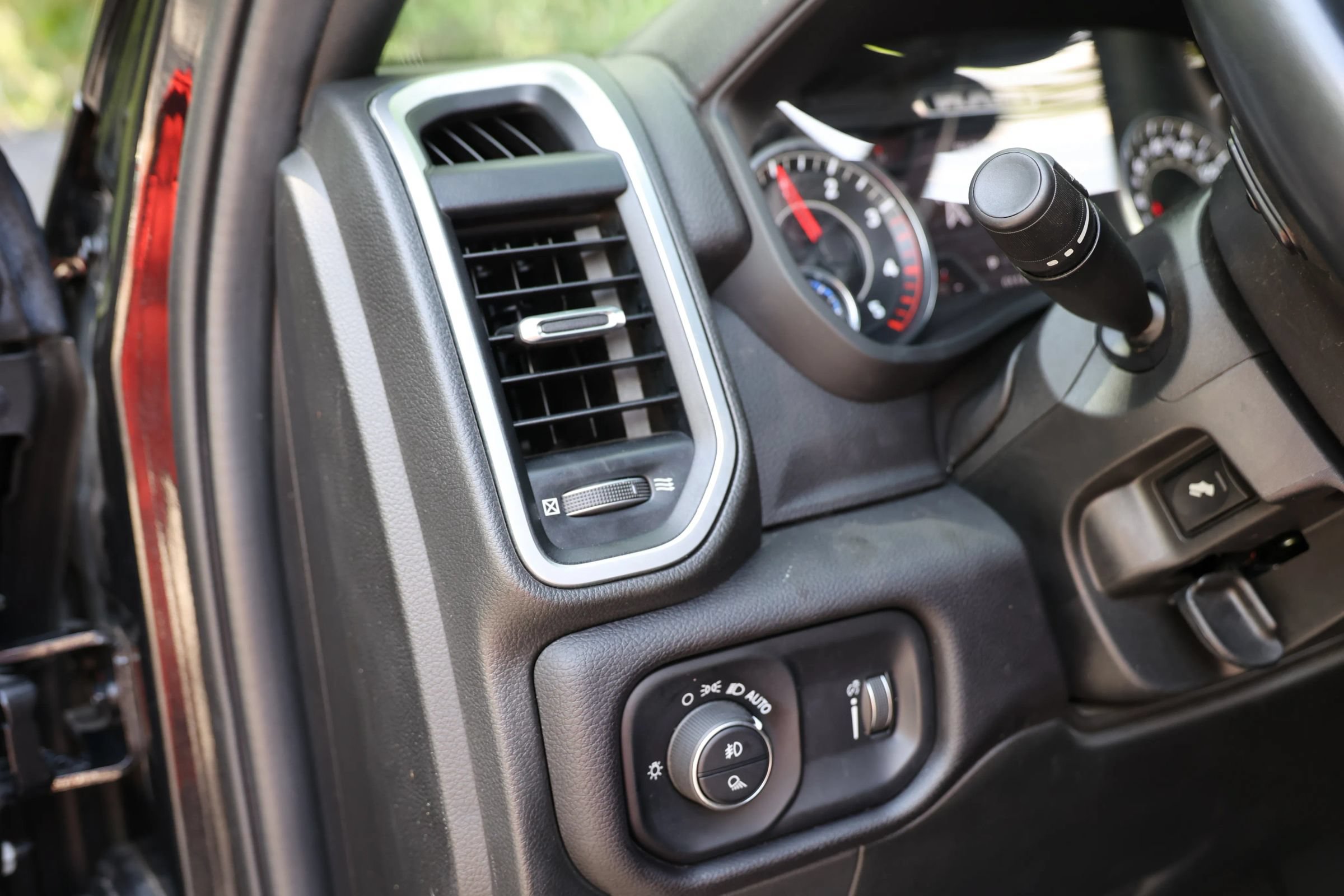 Used 2022 RAM 3500 Big Horn w/ Level C Equiment Group AWD/4WD image 12