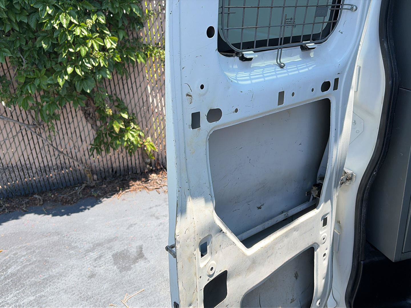 Used 2013 Chevrolet Express 2500 w/ Cold Climate Package RWD image 13