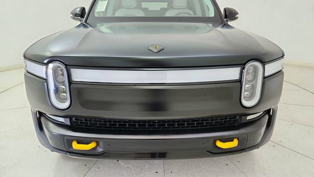 Used 2024 Rivian R1S Adventure image 8