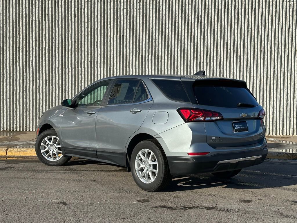 Used 2024 Chevrolet Equinox LT AWD/4WD image 3