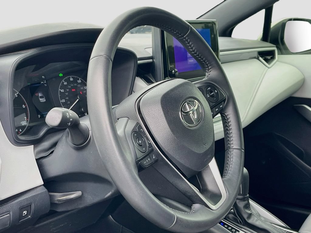 Used 2024 Toyota Corolla SE AWD/4WD image 9