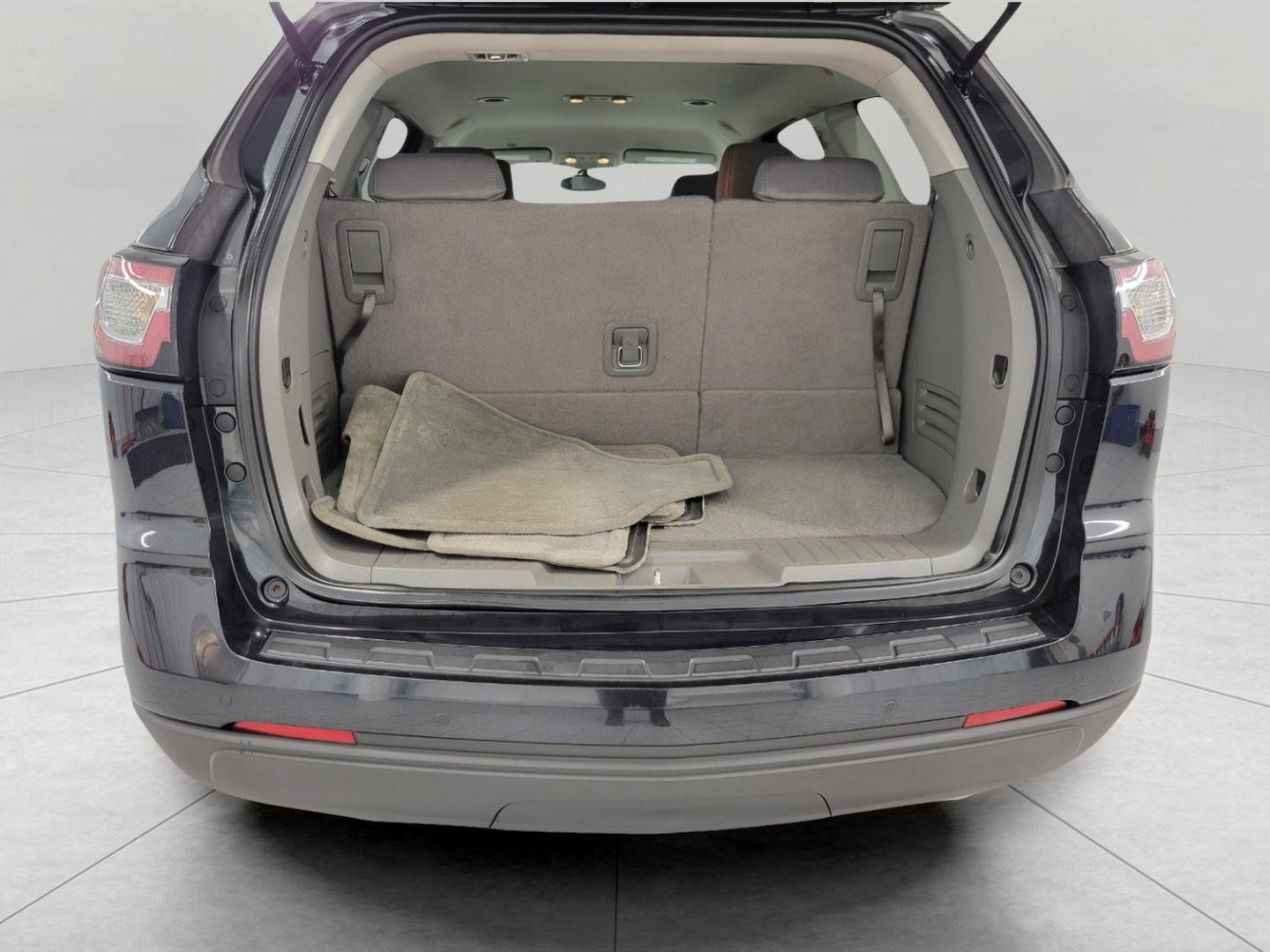Used 2014 Chevrolet Traverse LT image 15