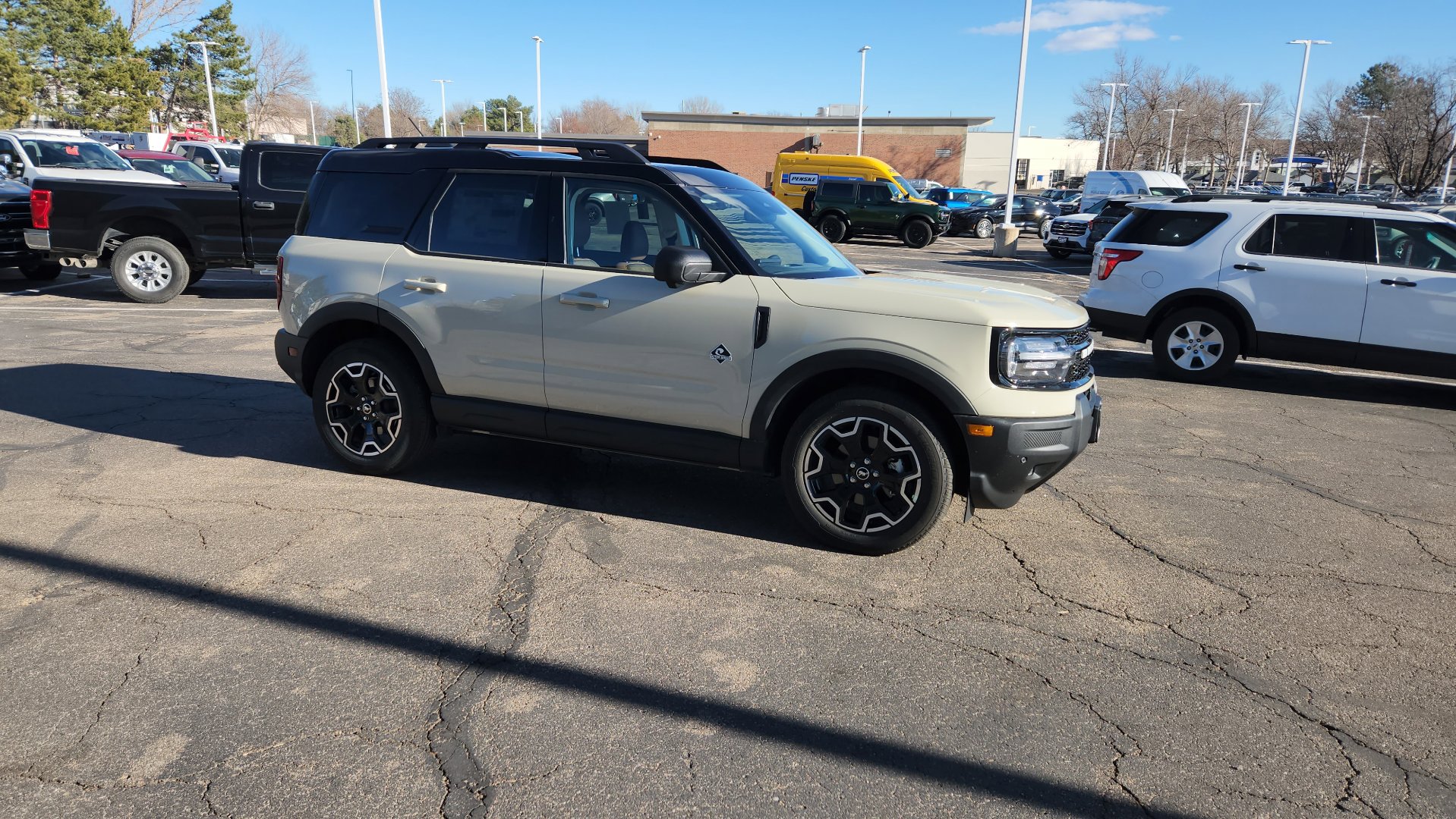 New 2025 Ford Bronco Sport Outer Banks w/ Outer Banks Tech Package+ AWD/4WD image 17