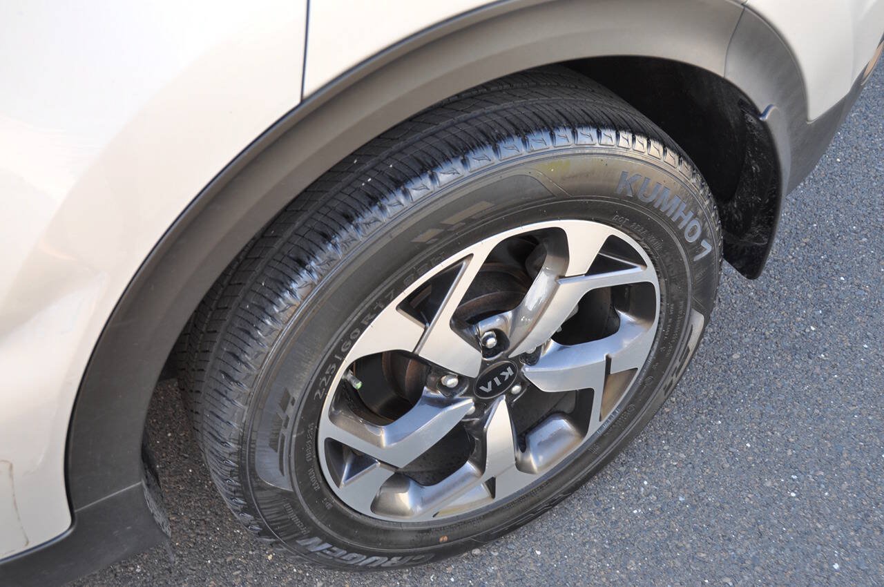 Used 2021 Kia Sportage LX FWD image 15