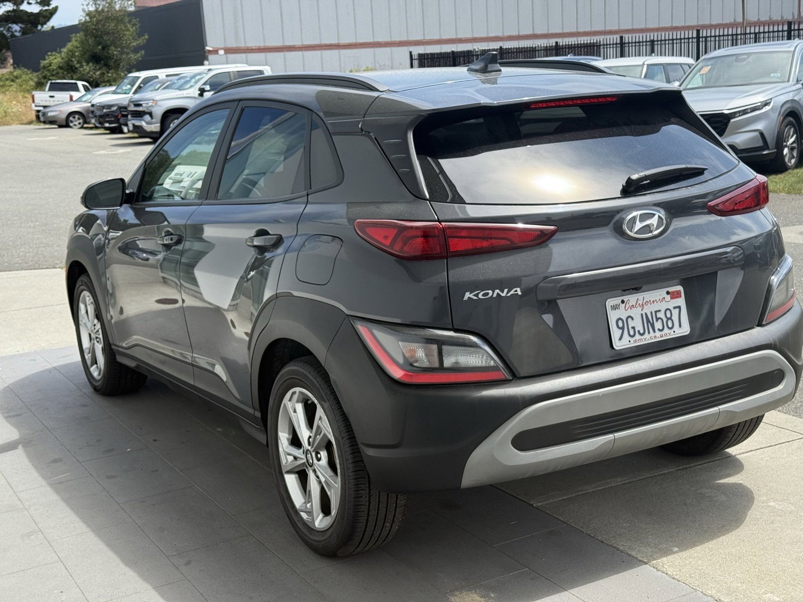 Used 2023 Hyundai Kona SEL image 6