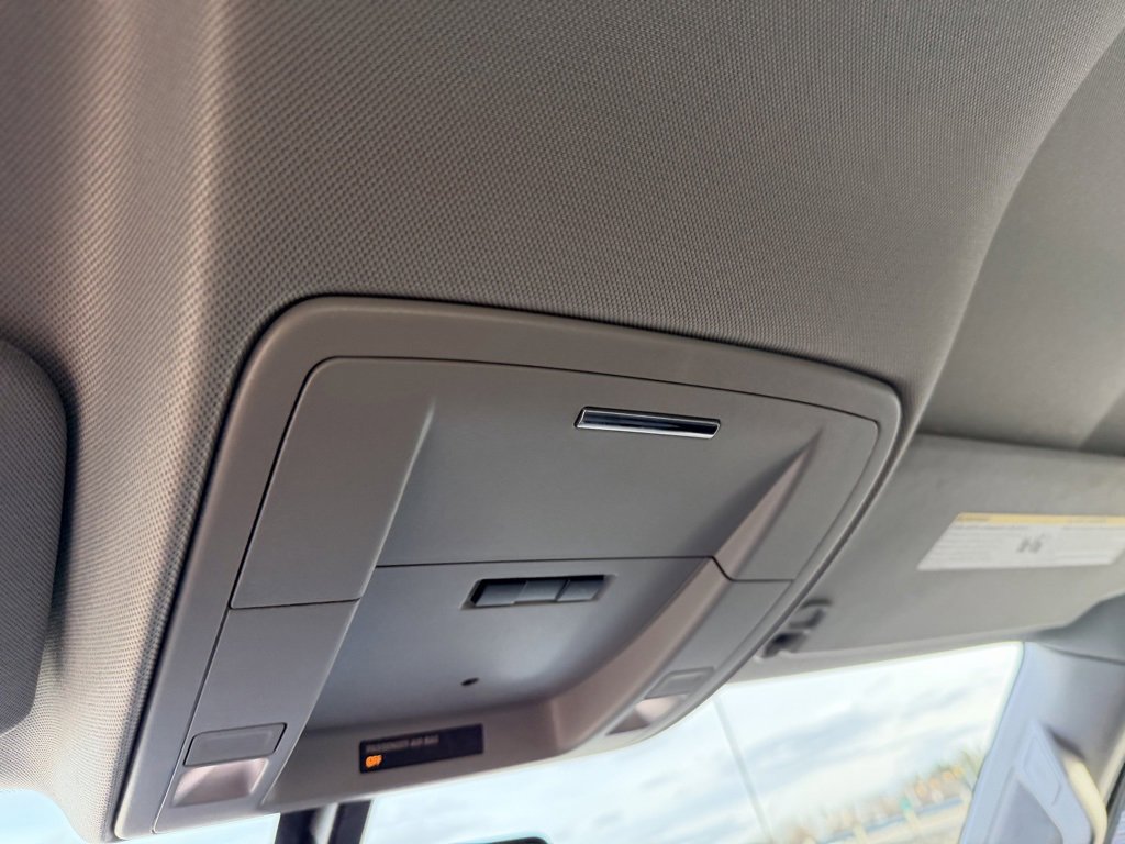 Used 2018 Chevrolet Silverado 1500 LT w/ All Star Edition image 29