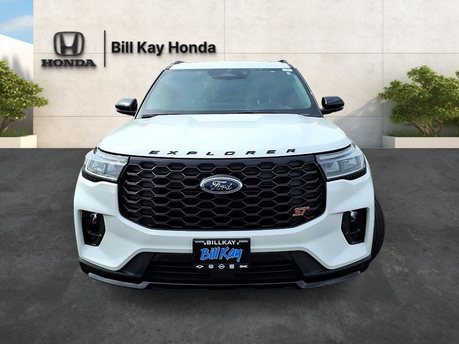 Used 2025 Ford Explorer ST AWD/4WD image 9