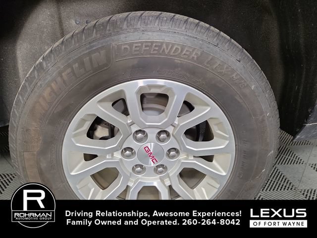 Used 2016 GMC Yukon XL SLT AWD/4WD image 11