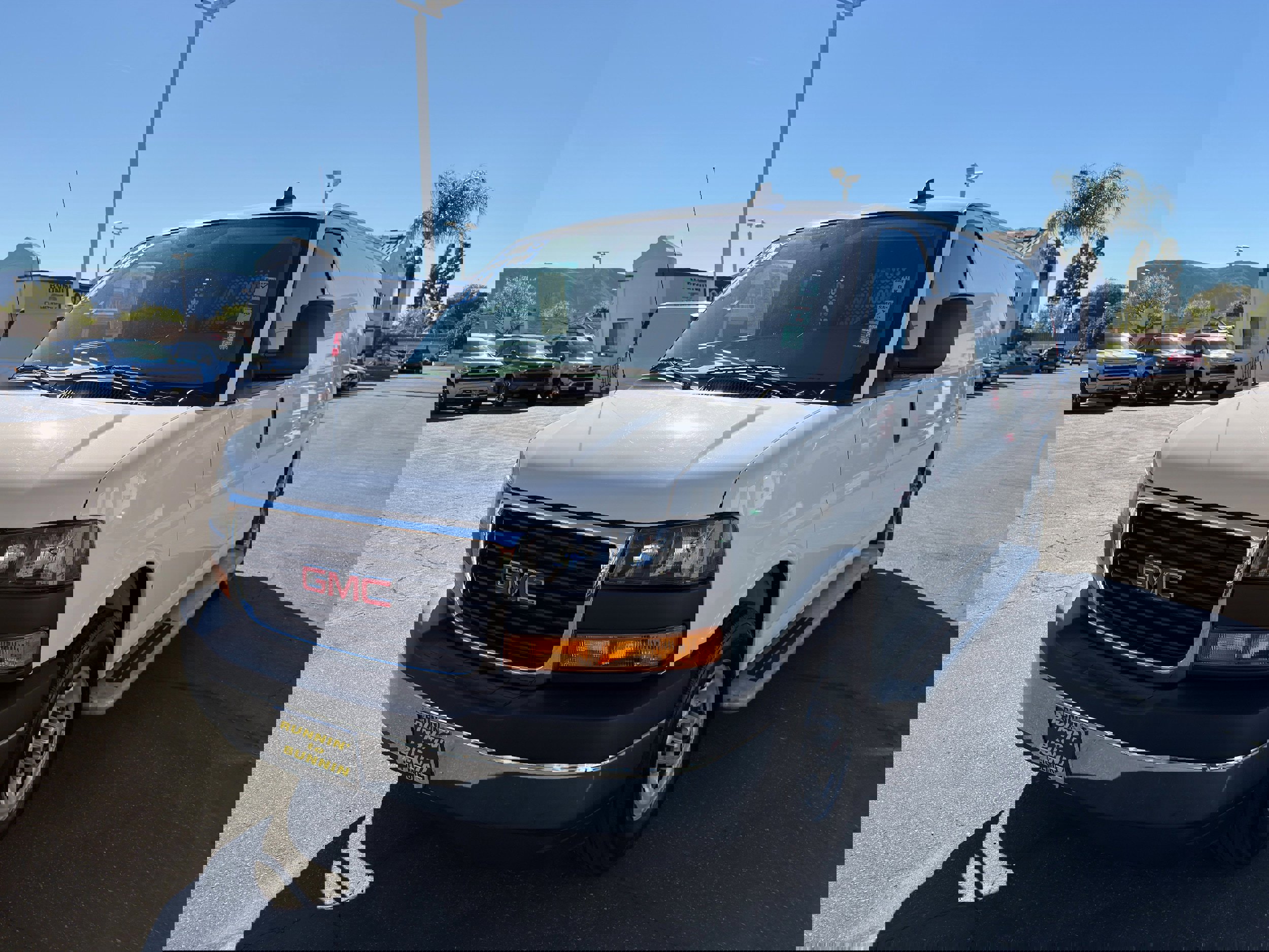 Used 2024 GMC Savana 2500 w/ Driver Convenience Package image 4