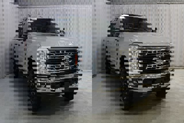 New 2026 Ford F250 XLT w/ Tremor Off-Road Package image 38