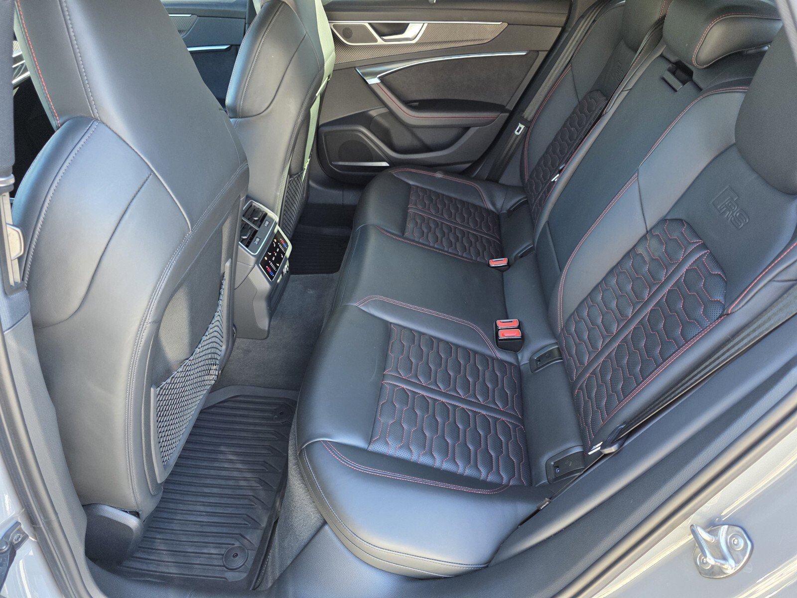 Used 2022 Audi RS 6 image 14