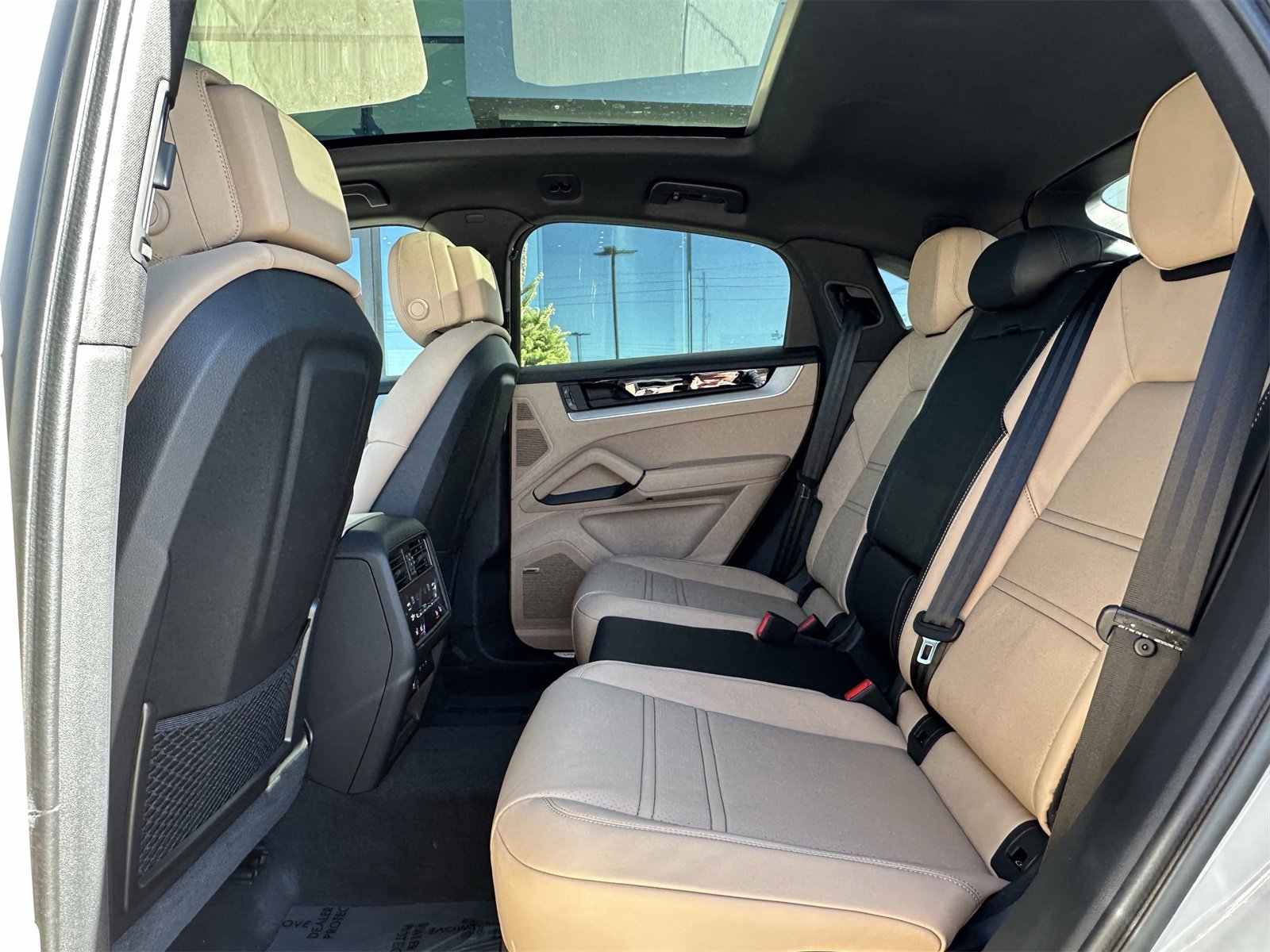 New 2026 Porsche Cayenne Coupe image 16