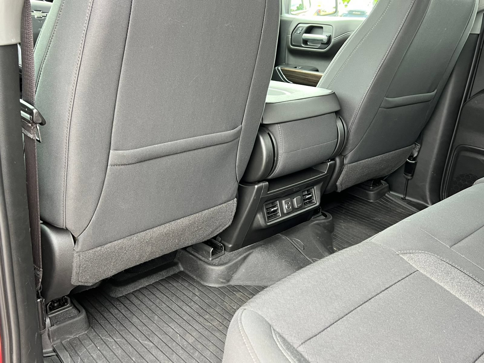 Used 2022 Chevrolet Silverado 1500 RST AWD/4WD image 38