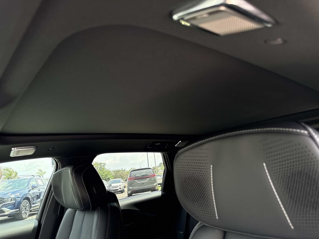 New 2026 Cadillac Lyriq Signature Luxury w/ LPO, Floor Liner Package RWD image 32