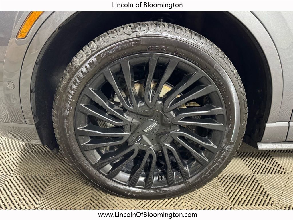 Certified 2022 Lincoln Corsair Reserve w/ Equipment Group 201A image 11