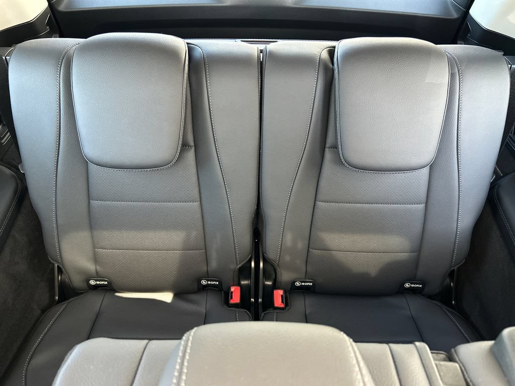 New 2026 Mercedes-Benz GLS 450 4MATIC image 25