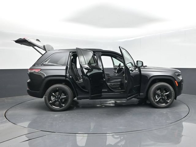 New 2026 Jeep Grand Cherokee Limited w/ Limited Altitude Package RWD image 66