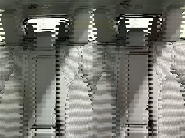 Used 2023 Toyota Highlander L image 13