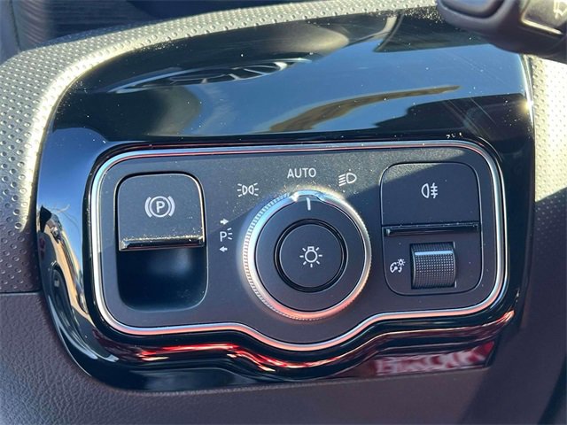 Used 2023 Mercedes-Benz CLA 250 4MATIC image 20